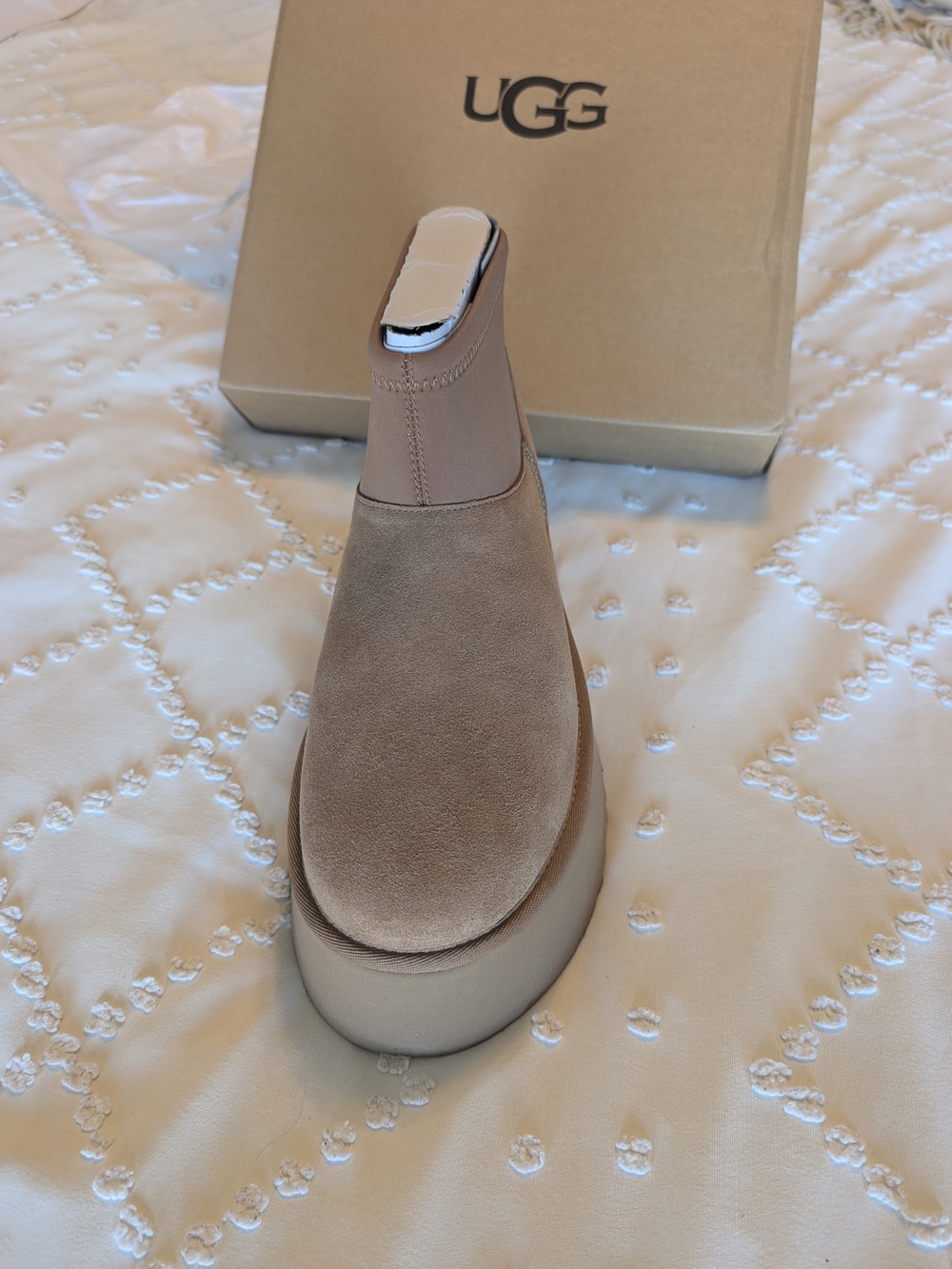 UGG MINI DIPPER still In Box - Picture 6 of 9